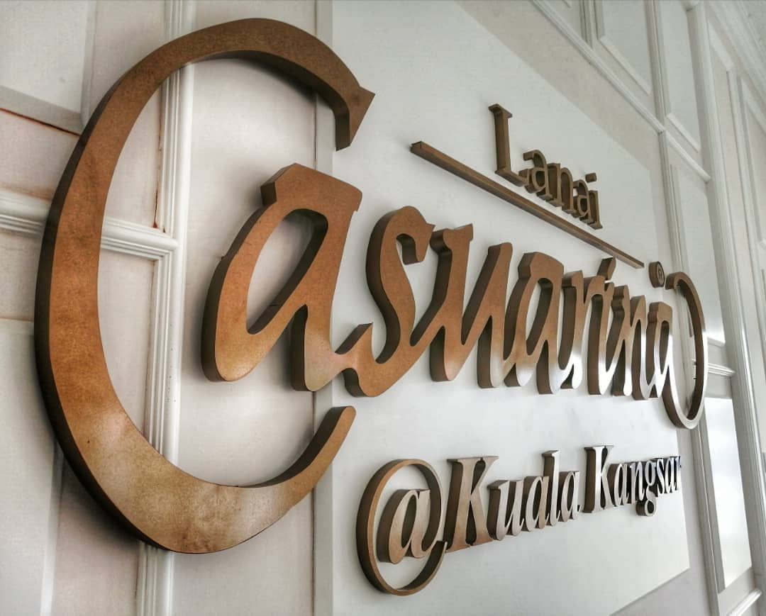 LANAI CASUARINA KUALA